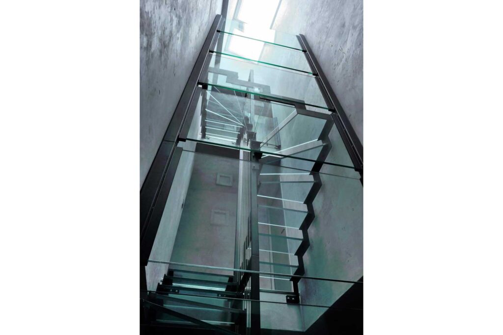 prospective-aurensan-10-ESCALIER-APRES