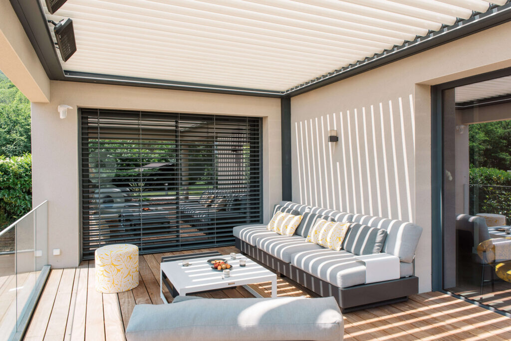 Construction-luxueuse-villa-pleine-nature-030