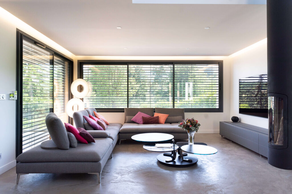 Construction-luxueuse-villa-pleine-nature-153